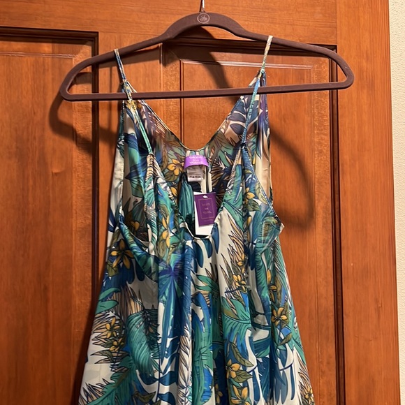 Perfect for spring break summer vacations. - Picture 2 of 5